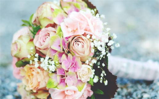 2028年08月15日结婚黄历查询