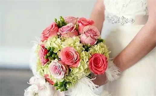 今天2030年10月15日办证老黄历不推荐吗,农历二〇三〇年九月十九领证日子