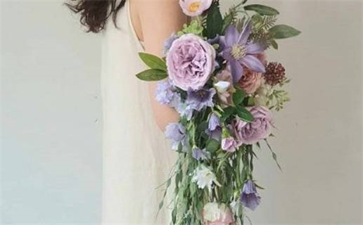 农历二〇四一年腊月十二黄历办理结婚证不推荐吗,这天领证合适吗