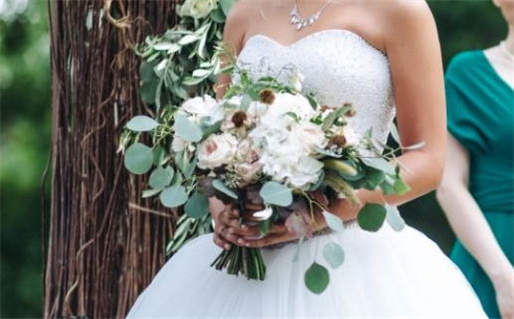 2030年05月04日领证黄历查询