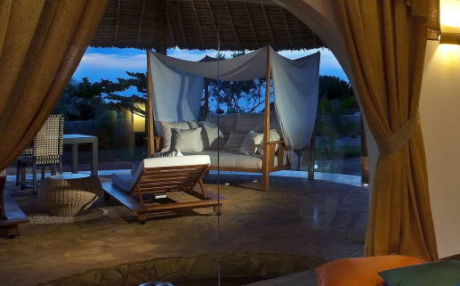 2030年07月11日乔迁黄历查询