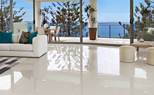 2027年10月03日乔迁黄历查询