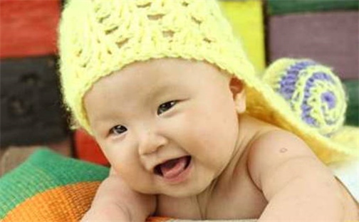 周姓女孩子取名